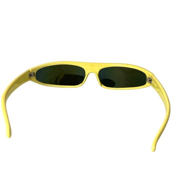 Vintage Retro 80's Yellow Sporty Wraparound Sunglasses Dark Lenses Groovy Cool - Picture 9 of 14